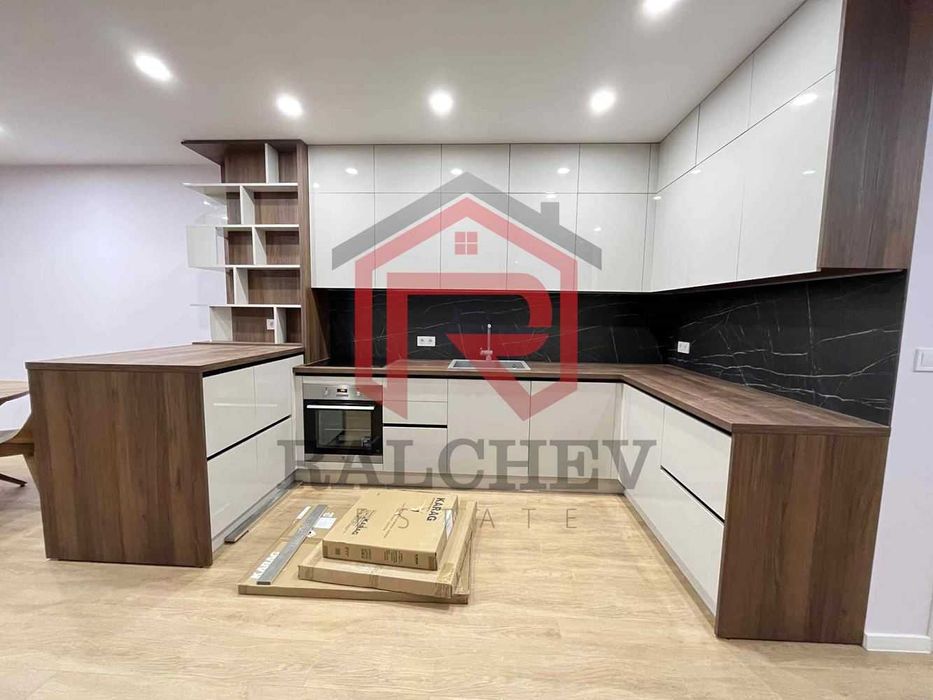 Многостаен апартамент с Морска панорама / м-т Кабакум