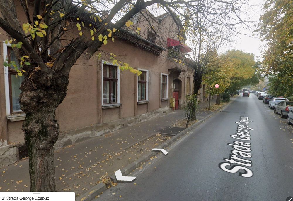 De Vanzare Apartament 2 camere, Geamuri la strada