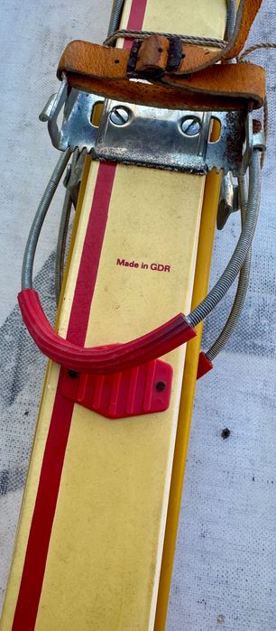 Винтидж Германски ски Germina от GDR