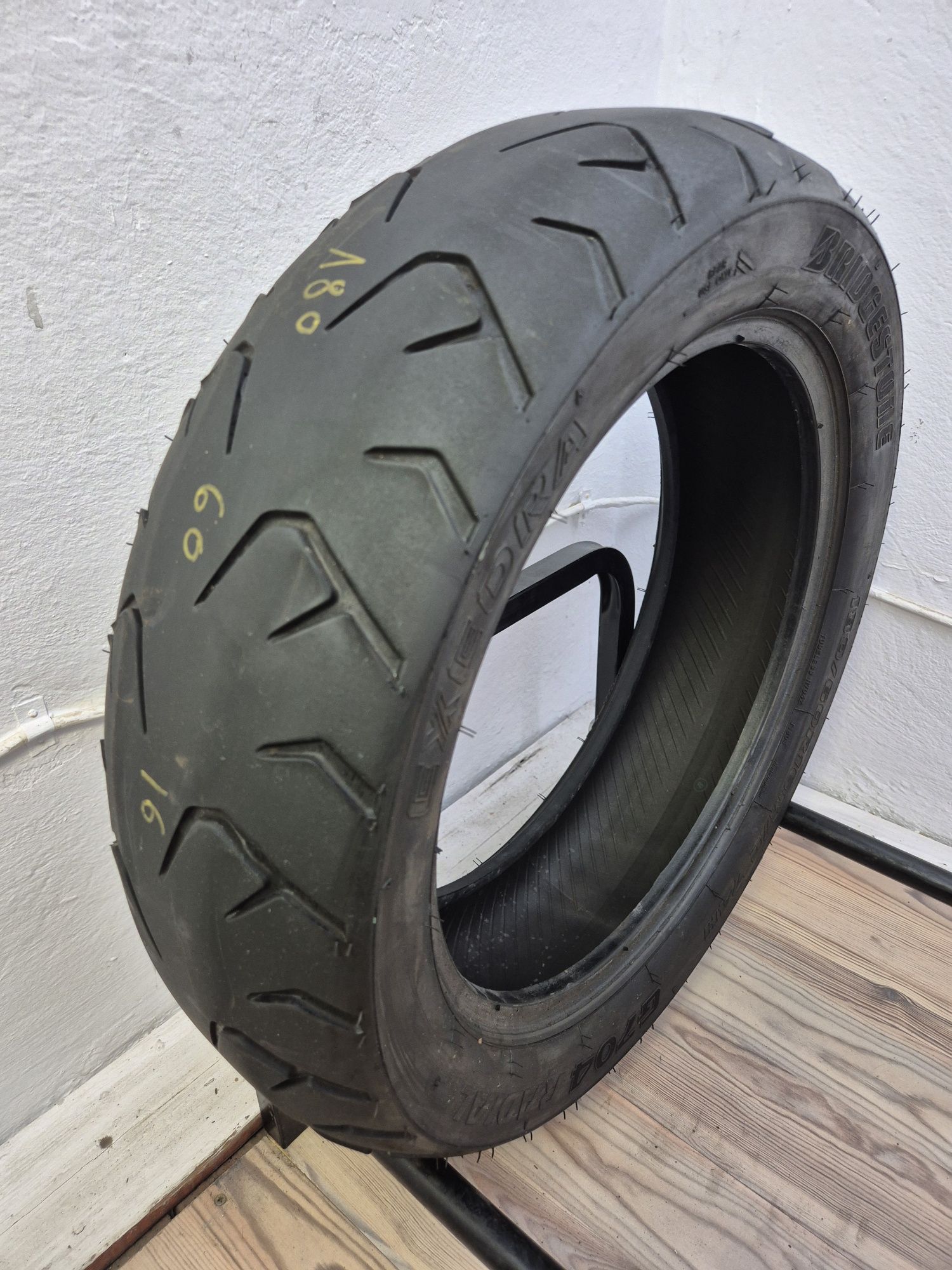 Anvelopa moto 180 60 16 Bridgestone exedra G704 dot 2023