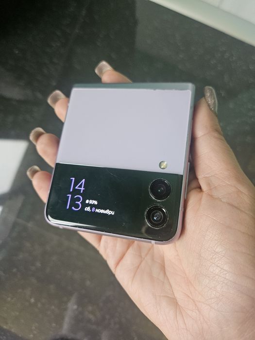 Sumsung z flip 3 за смяна на батерията не работеща