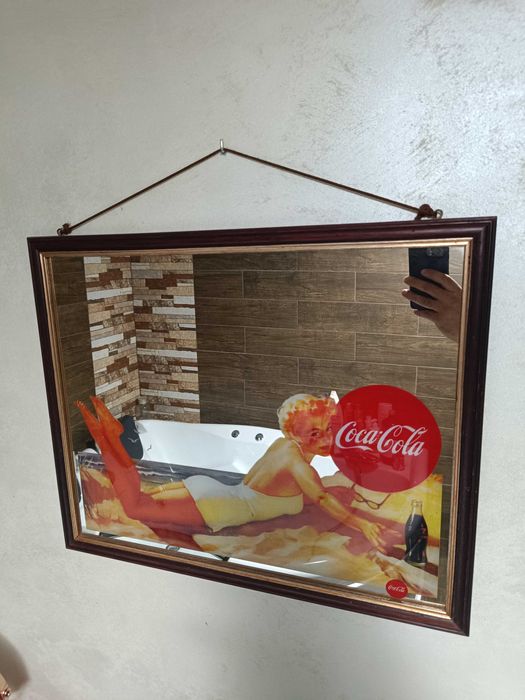 Oglinda coca cola