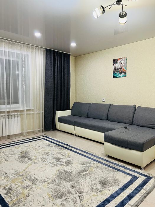 Сдам 2 х комнатную квартиру , 5/9 этаж Славского 44