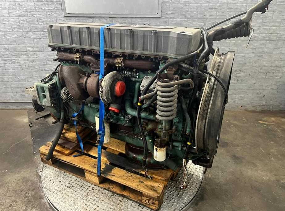 Motor D12A 420 EC 93 pentru camioane Volvo - Piese de motor Volvo