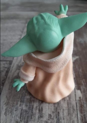 Figurina Baby Yoda The Mandalorian Star Wars 8 cm