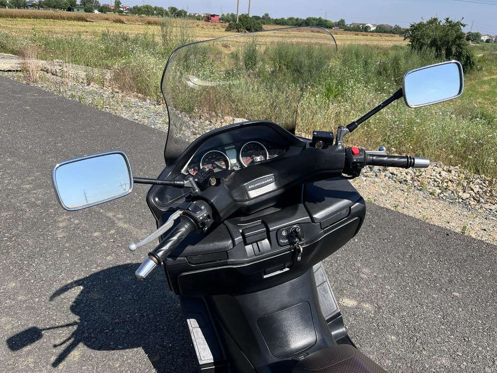 Maxi scooter Suzuki Burgman AN 400