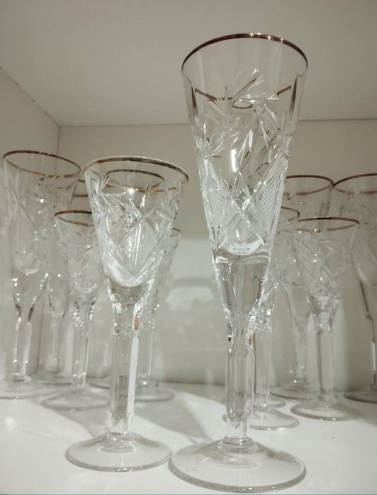 Продаётся комплект фужеров