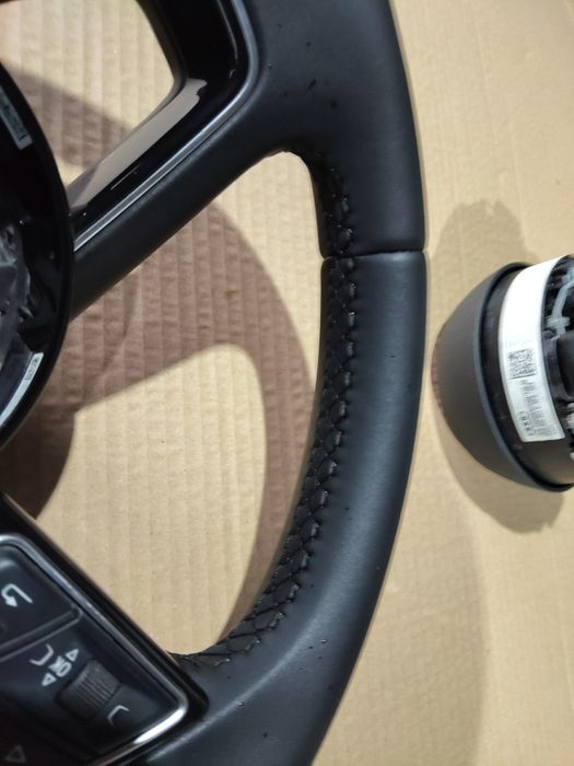 Мулти волан със пера за Ауди А4 Б9