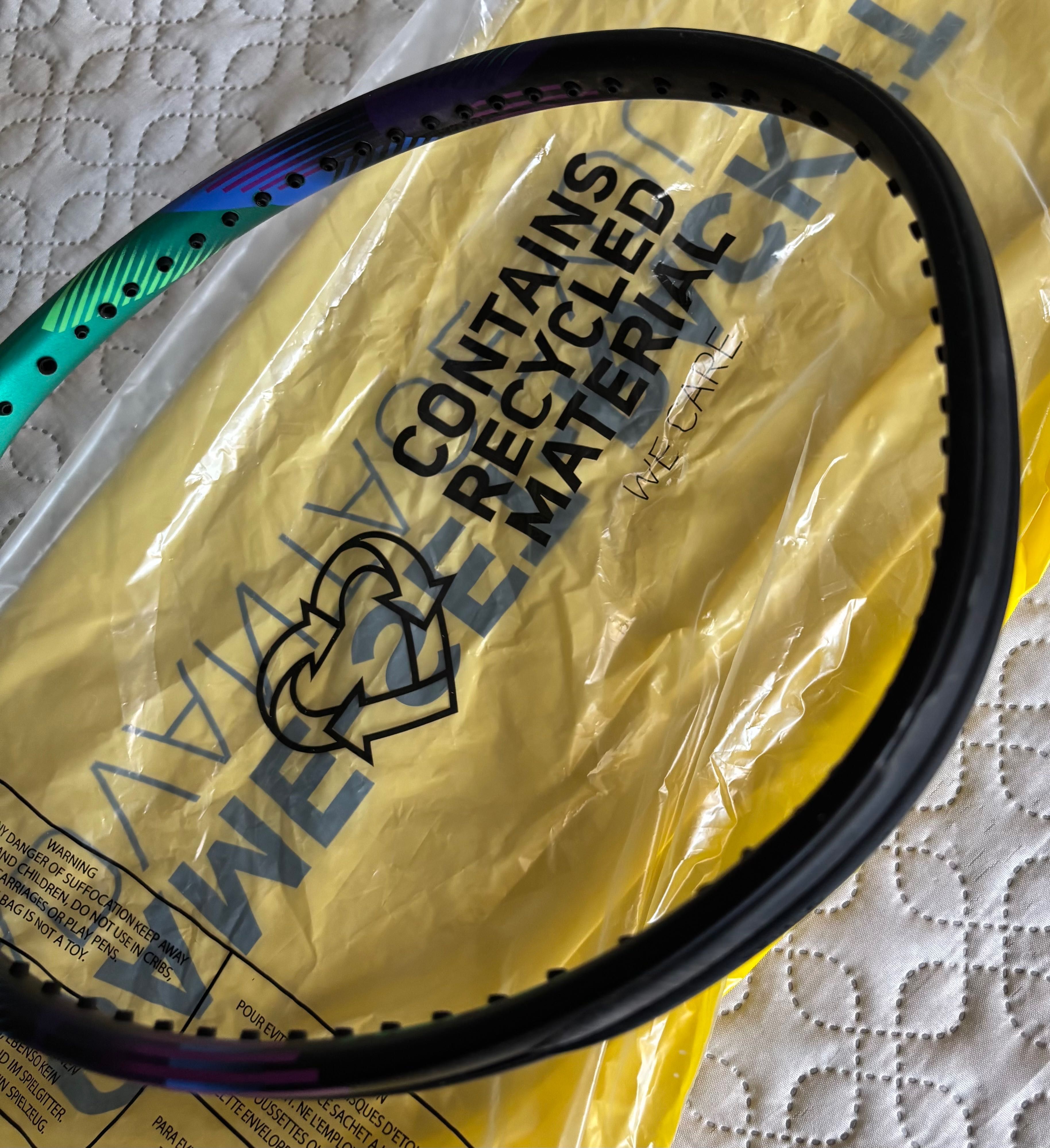 Yonex Vcore Pro 97L L2 тенис ракета