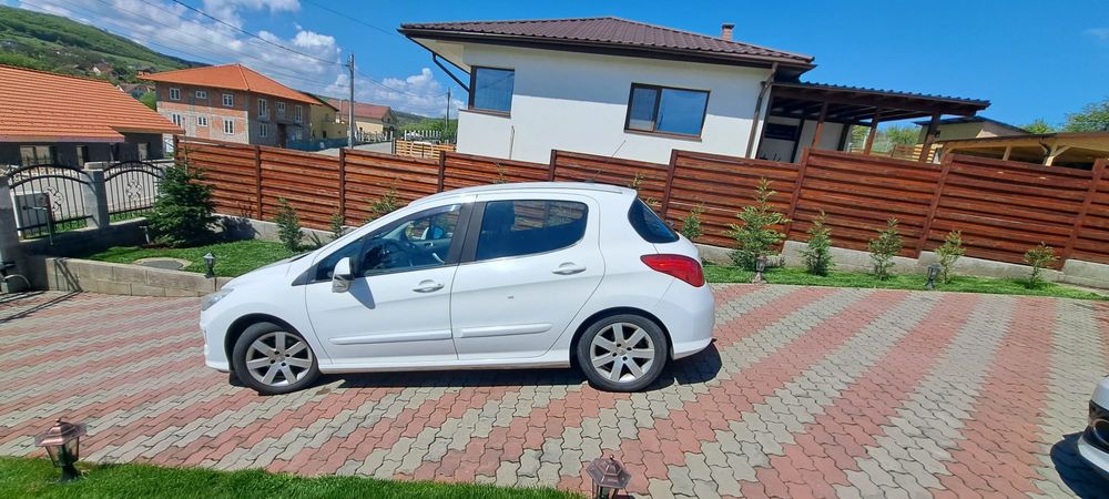 Vând Peugeot 308 1.6 benzina +gpl