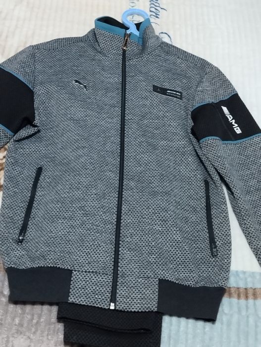 Продаются привозные в отличном состоянии вещи