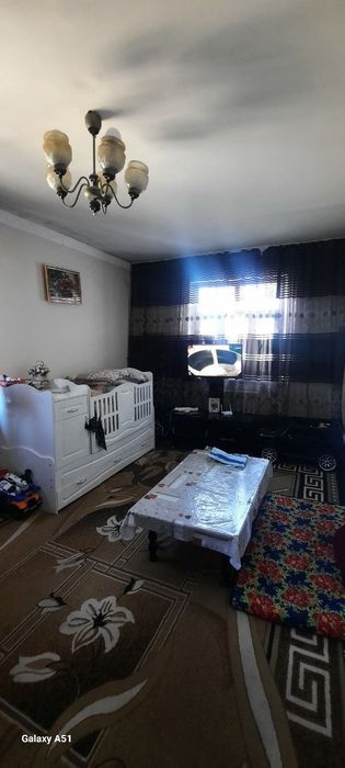 Срочна 1 хонали уй сотилади