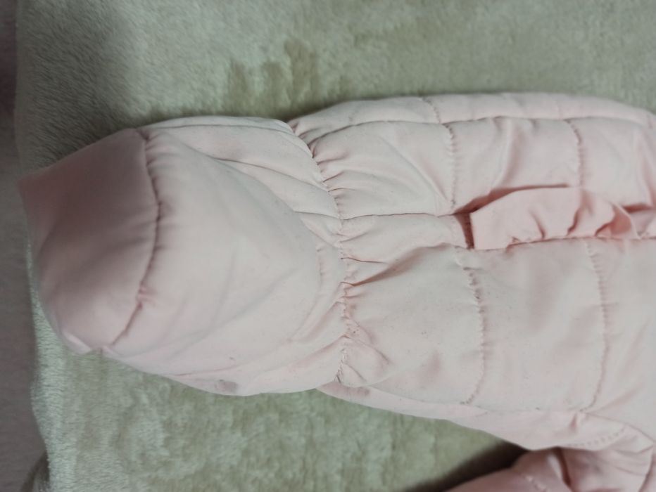 Combinezon de iarnă, Masura 80 C&A, Baby Club 
Roz, cu picioare ș