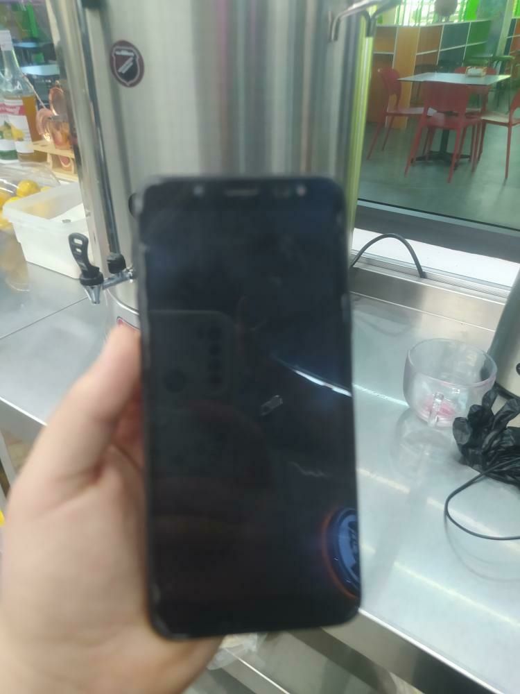 Samsung j6 sotiladi