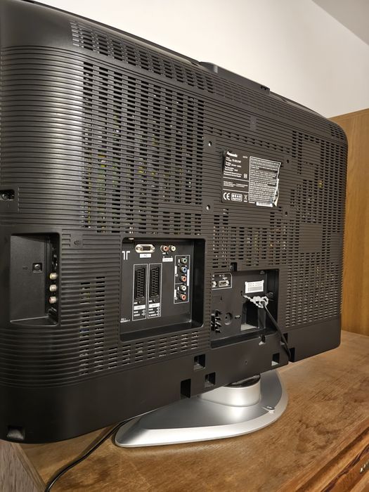 Televizor Panasonic 81 diagonală  HD