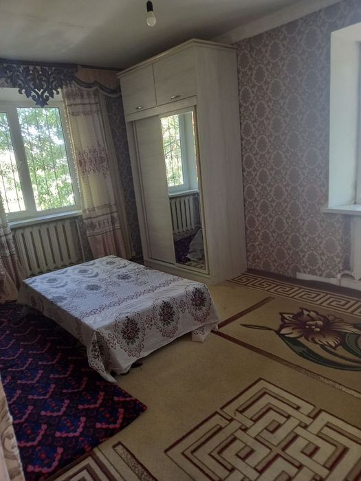 Ijaraga uy 2 xonali faqat opa singillarga bez makler sheriklikka