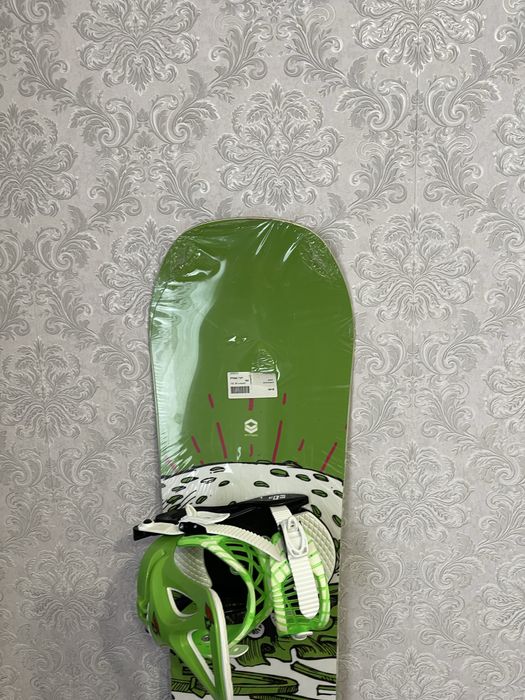 Placa snowboard 150 cm trans  cu legaturi
