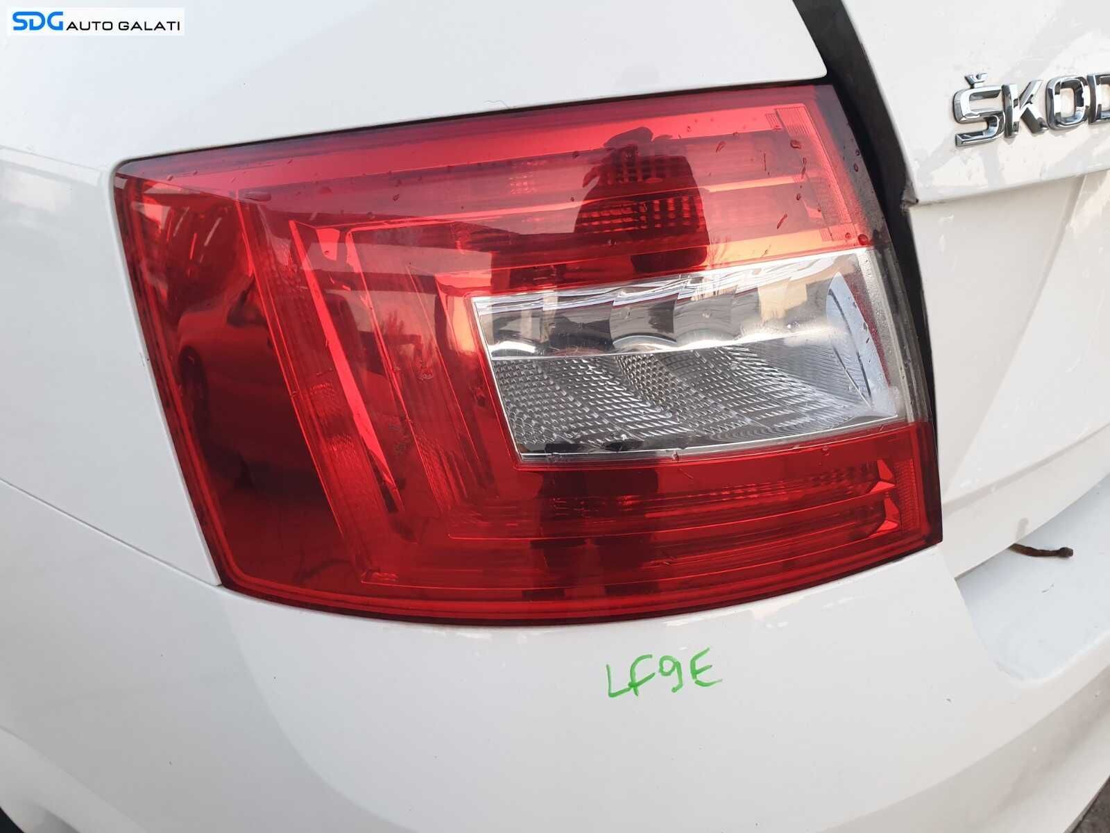 Stop Lampa Tripla Stanga Skoda Octavia 3 Hatchback Berlina Sedan 2013 - 2017 [C4369]