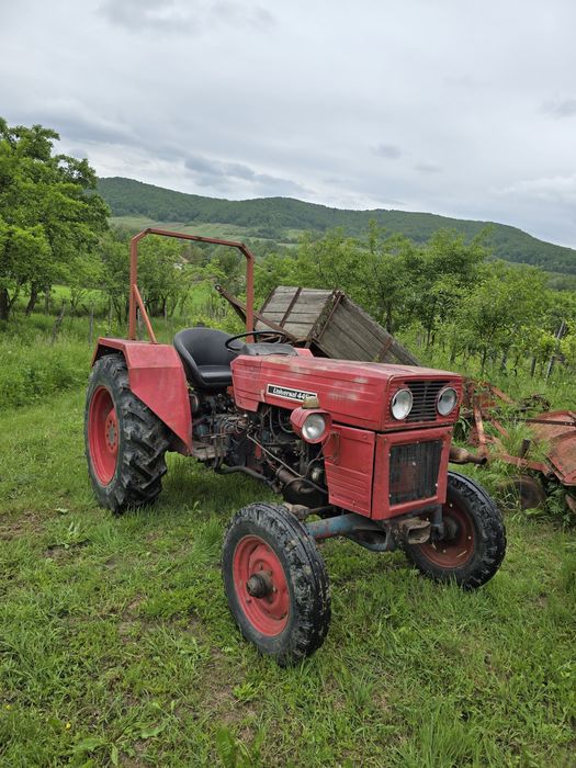 Tractor UTB 445 Românesc