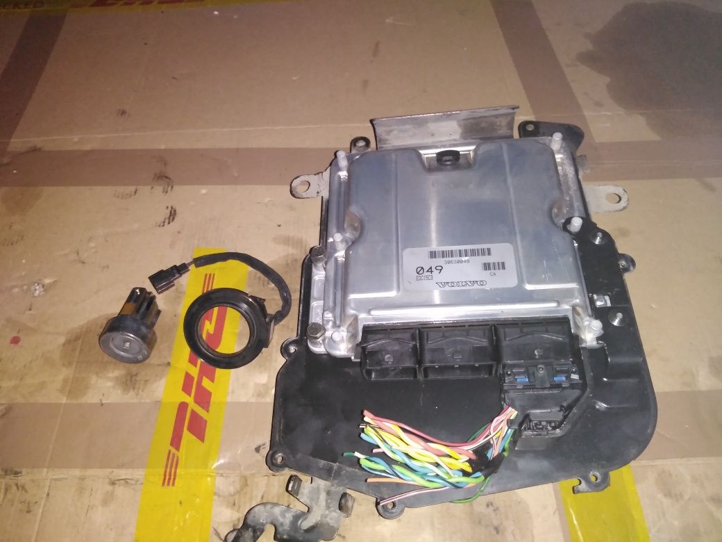 Calculator Ecu Volvo v40 1.9 diesel 75 KW an 2002