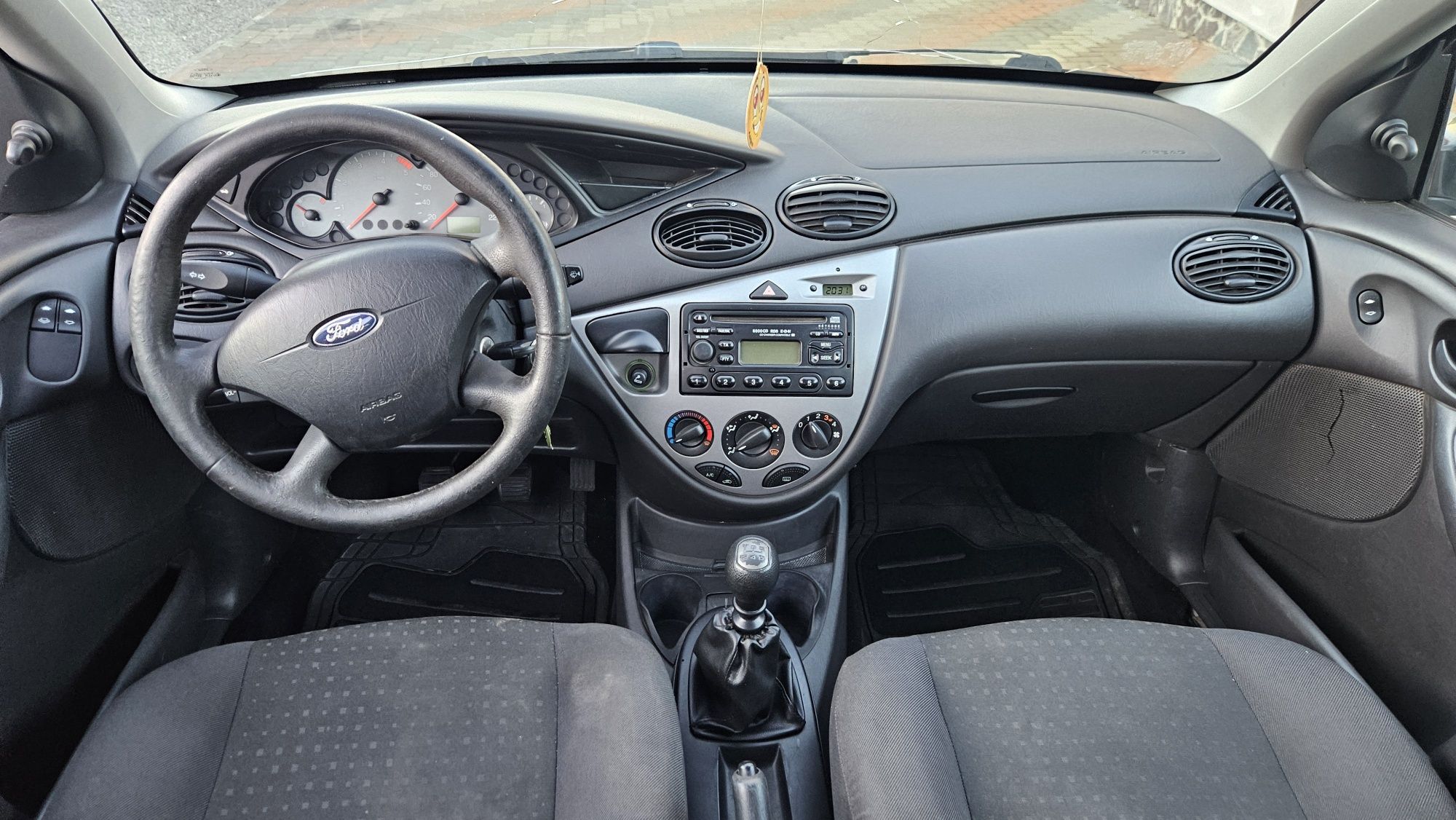 Ford focus 1.8 154 mii km impecabill