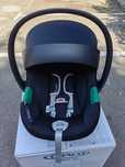 Vând Scoica auto CYBEX Aton B2 i-Size

Scoica a fo