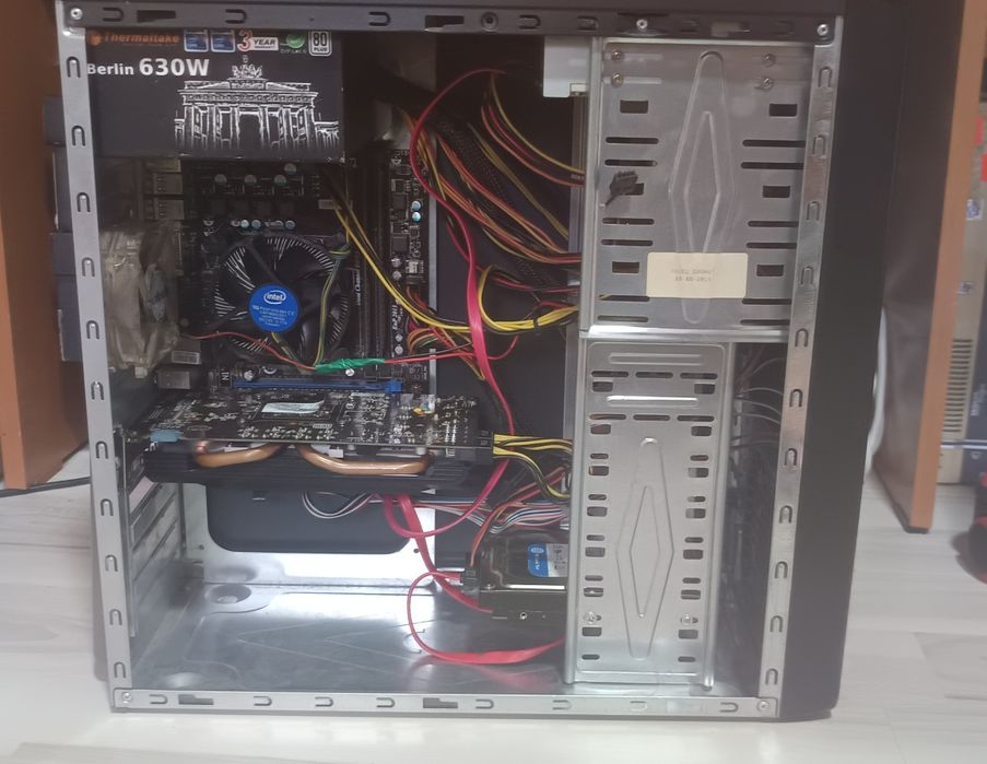 Vând unitate PC Office/Gaming