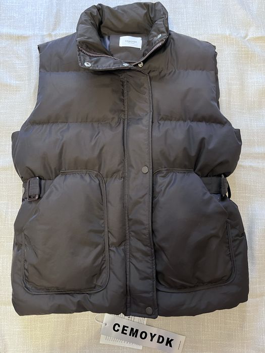 Безрукавка в школадном цвете