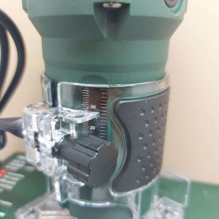 ПРОМОЦИЯ.Оберфреза за кантове Metabo FM500-6