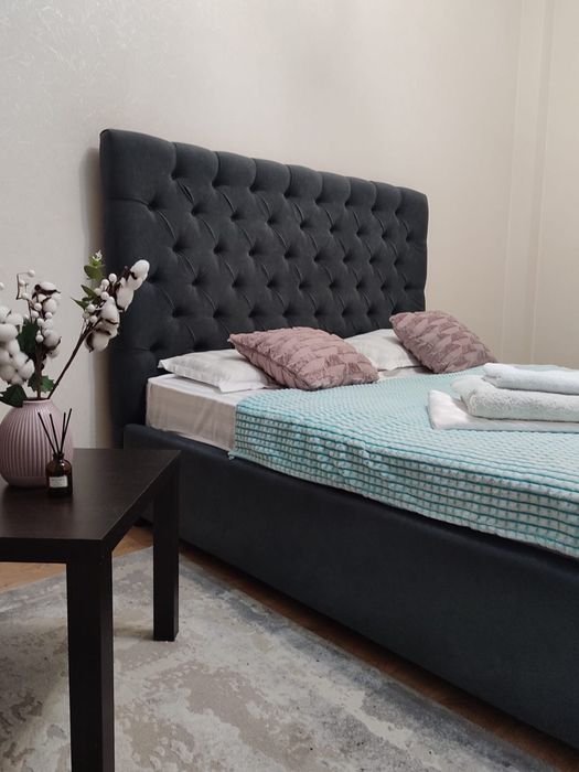 По суточно Экспо бульвард, Экспо резидент, Мега Силквей