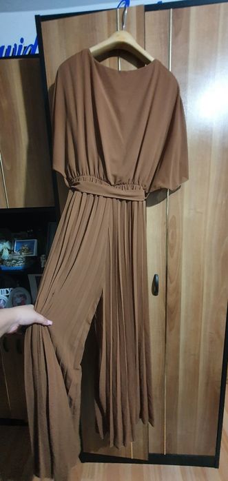 Salopetă (mărime universală)