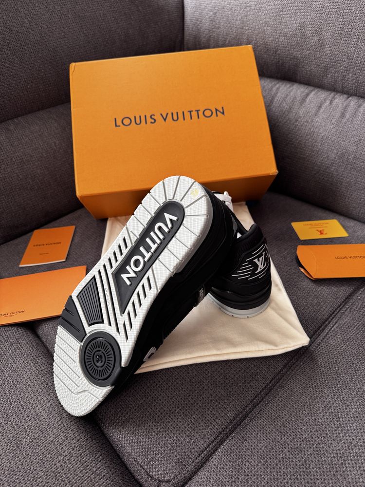 Мъжки обувки Louis Vuitton