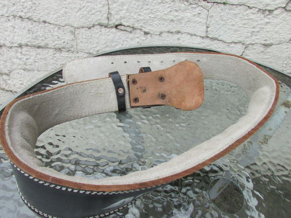 Колан за вдигане на тежести ACTION