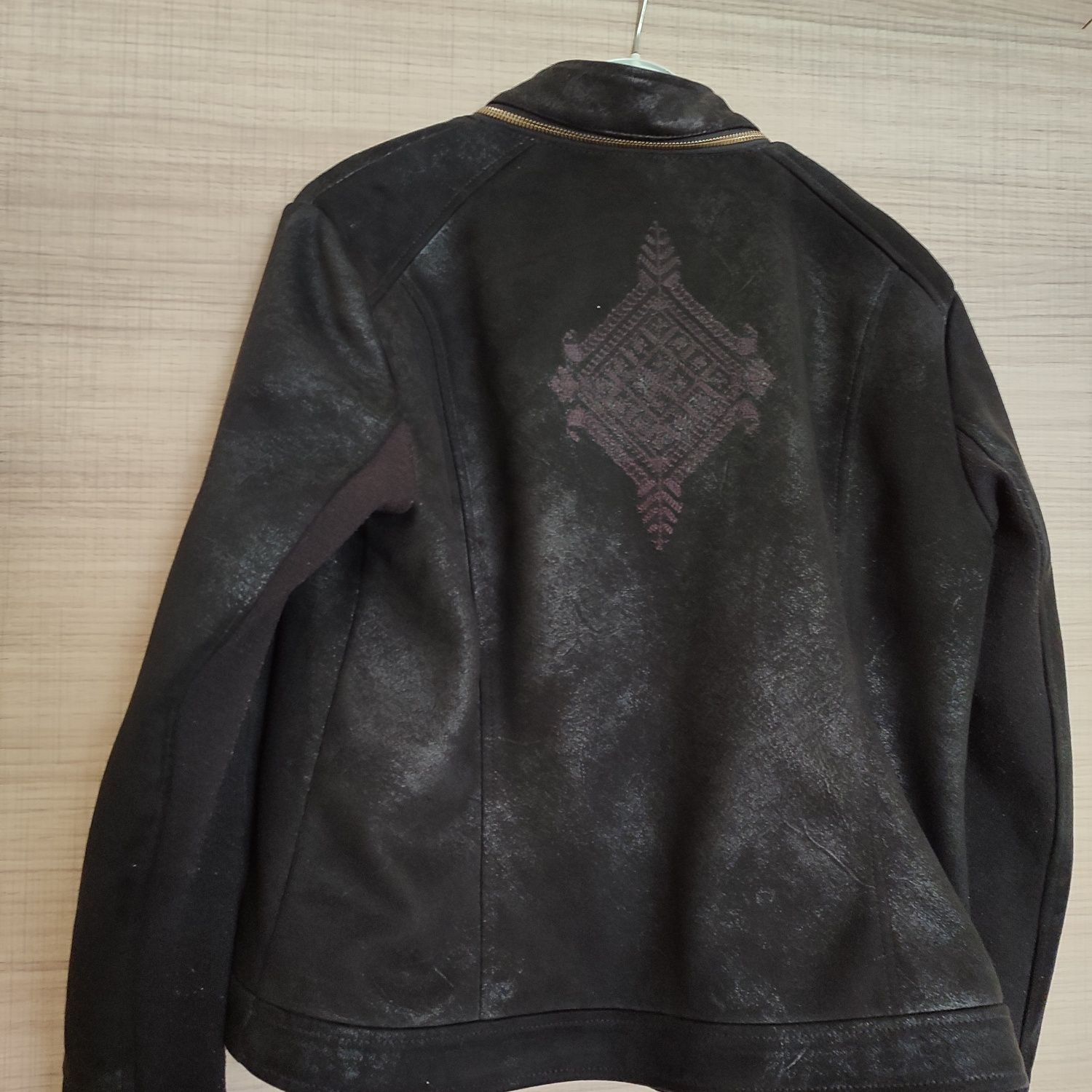 Яке Desigual, размер 46