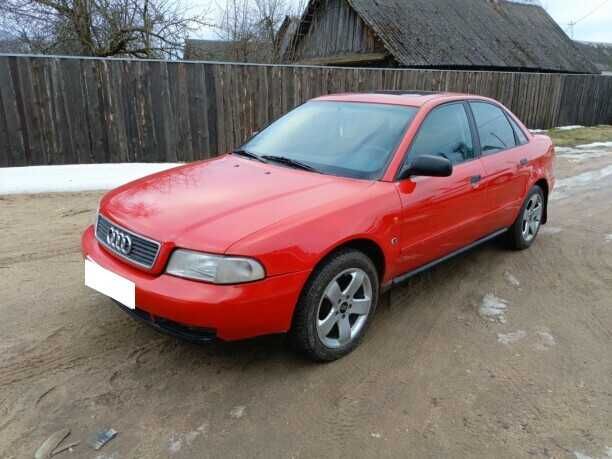 Audi a4 B4 2.5 V6 Diesel Motor Cutie alte componente.