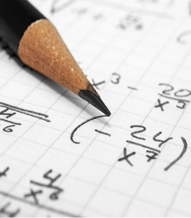 Meditații la MATEMATICĂ - Gimnaziu sau liceu - fizic sau online