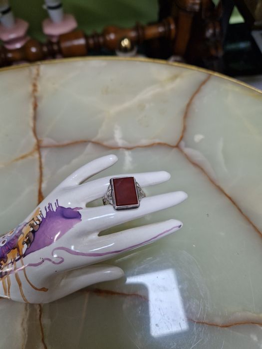 Старинен превъзходен антикварен сребърен пръстен с карнеол