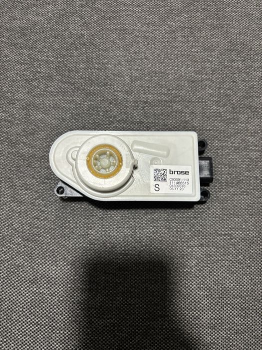 Оригнален мотор за активни въздушни клапи BMW X3 G01