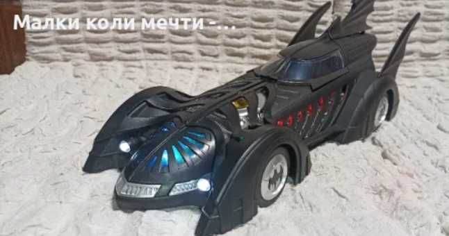 Метална кола Batmobile - мащаб 1:18