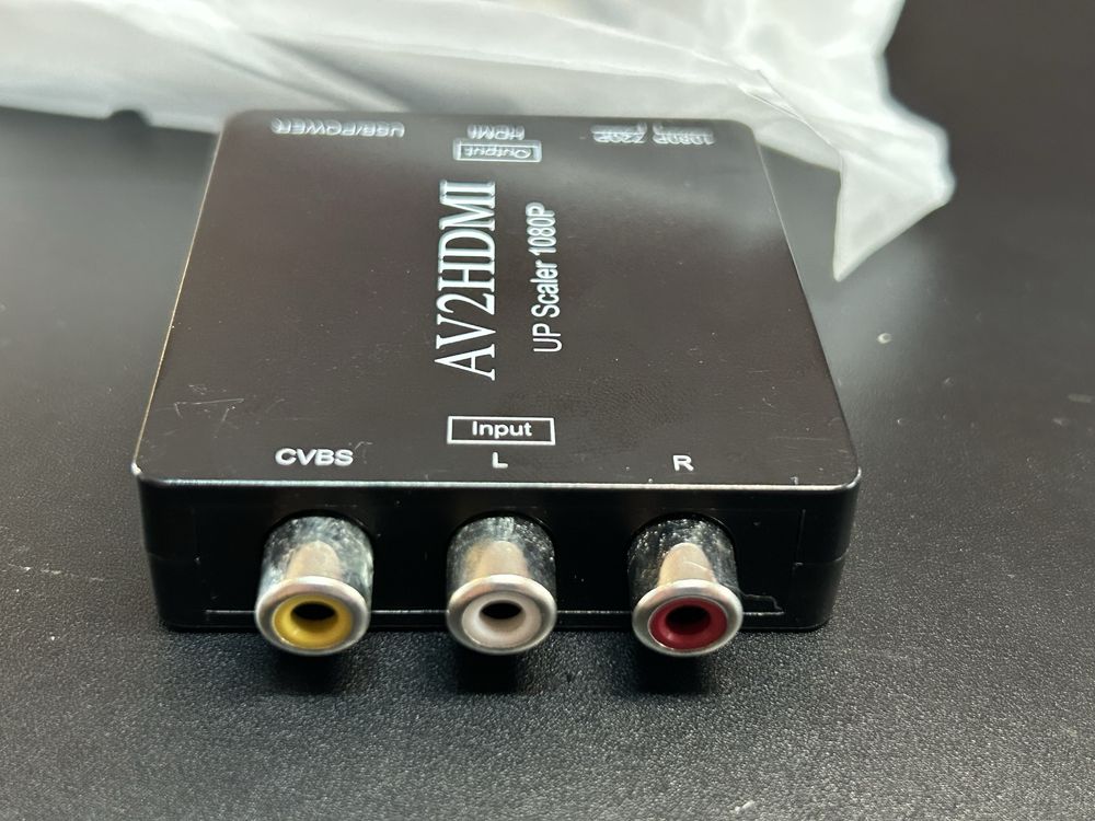 Конвертор AV2 към HDMI