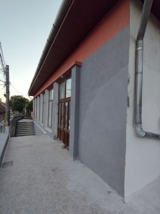 Inchiriez Spatiu Comercial