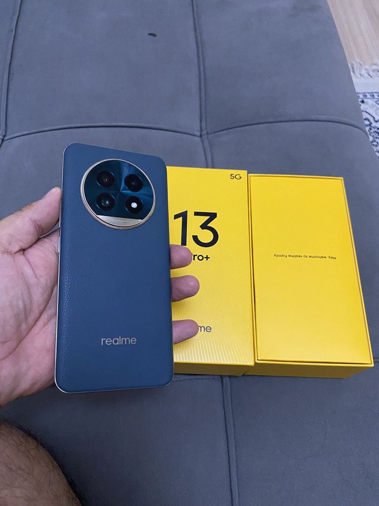 Realme. 13 pro plus.  12/512