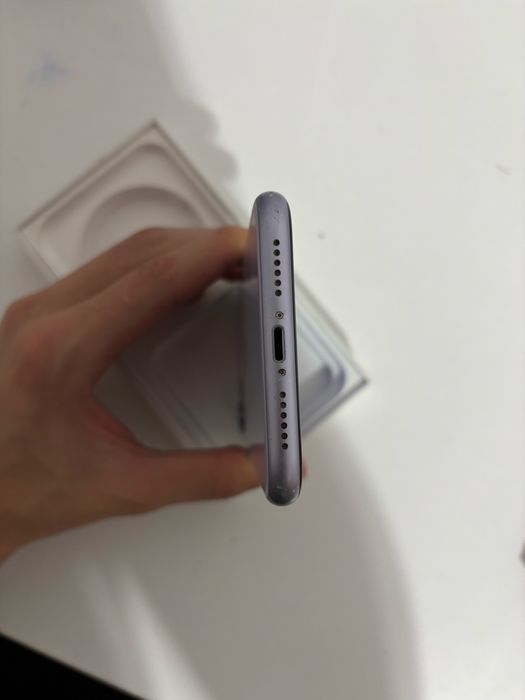 Iphone 11  stare foarte buna