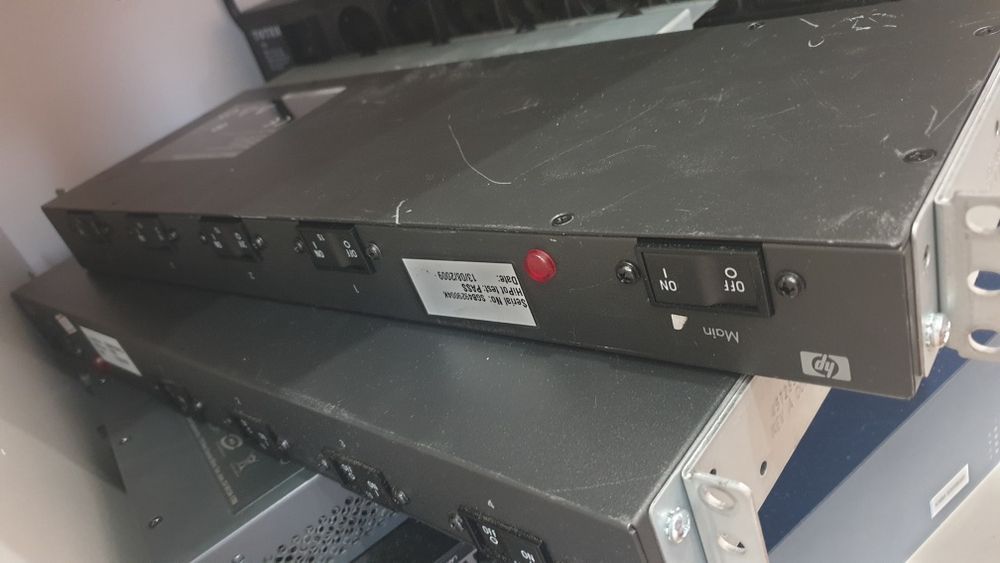 Распределитель питания HP PDU High Voltage 200-240VAC 40A