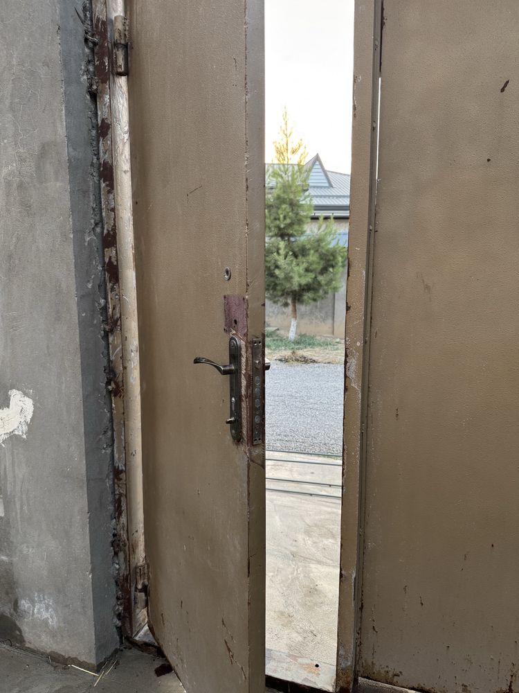 Temir Qalin Darvoza 2.50 ga 3.50
