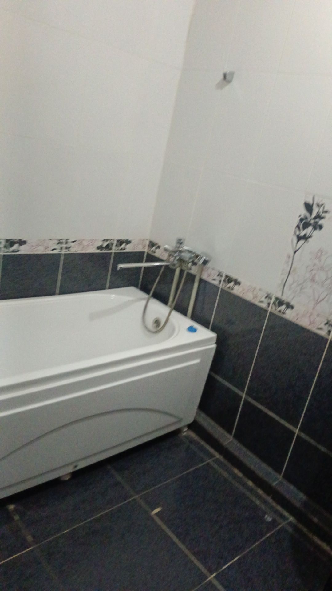 Сдаётся  квартира  по Пр.Республики,