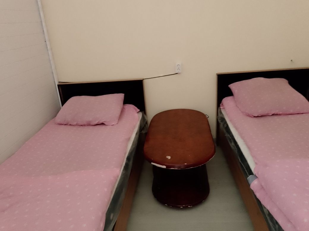Hostel 200 ming som kora qamish galaba bogini togrisida