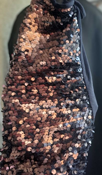 Vand top cu paiete Marks & Spencer  mar. 44 / 16, eticheta, deosebit