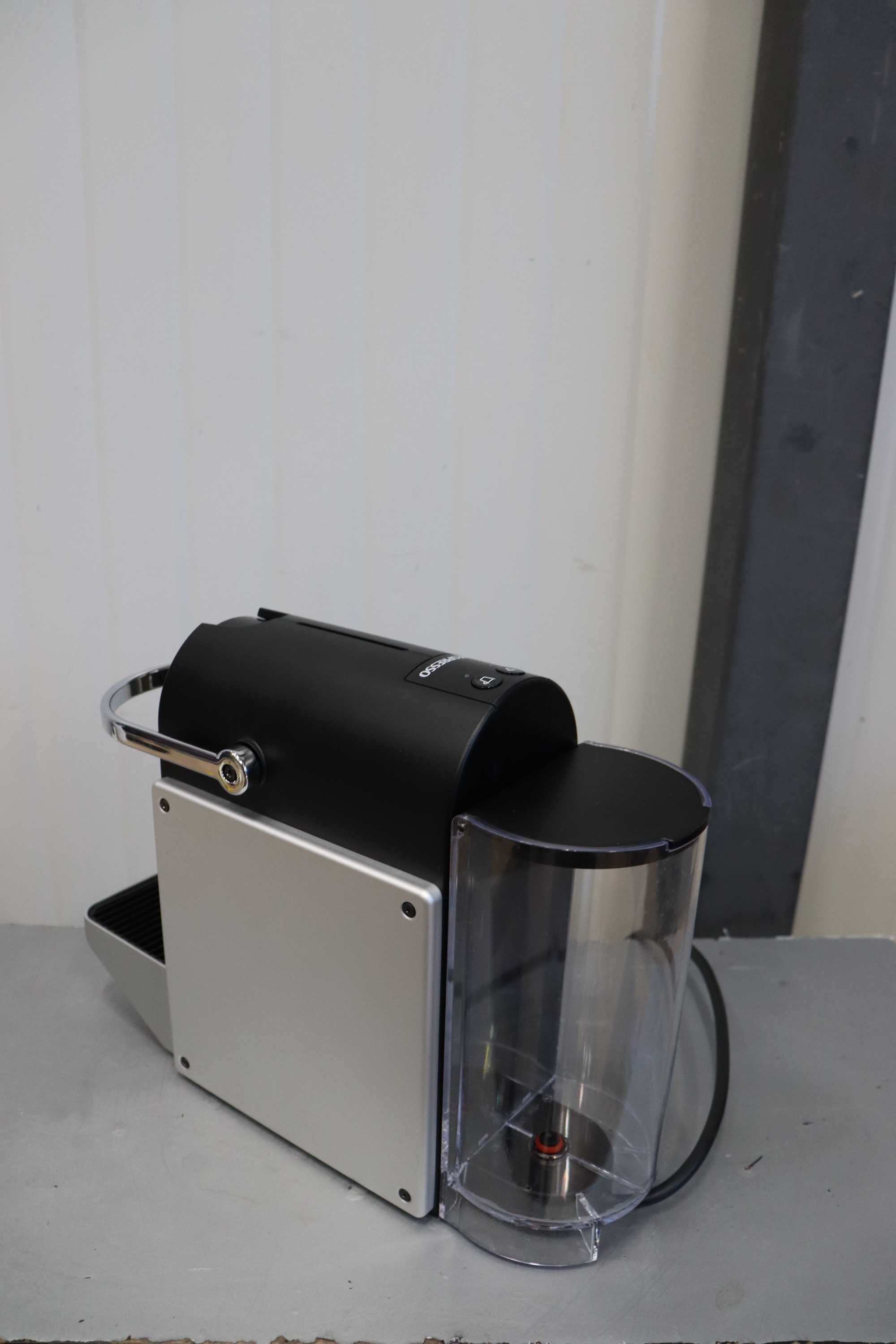 Кафемашина с капсули Nespresso Pixie, C62-EUTINE-S, 19bar, 0.7l, Titan