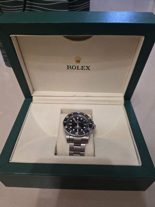 Часовник Rolex Submarimer